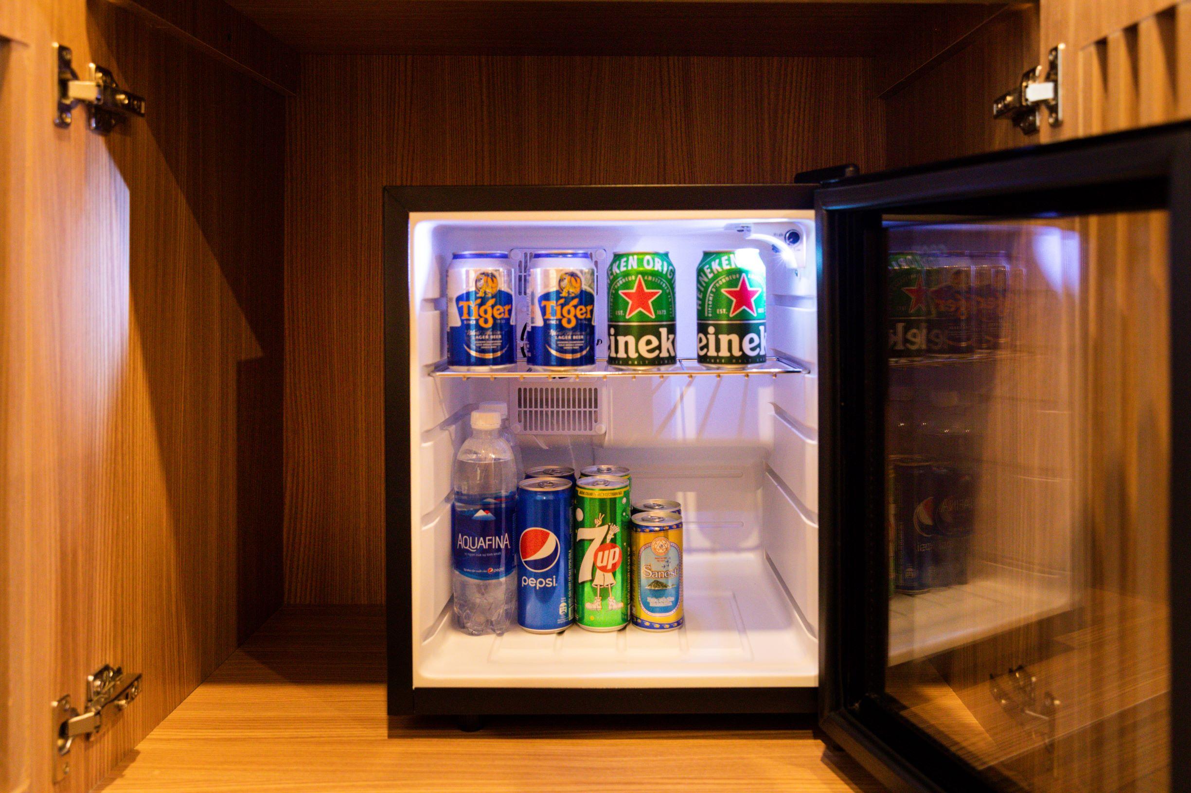 Virgo Hotel Nha Trang Ngoại thất bức ảnh A mini-bar in a hotel room